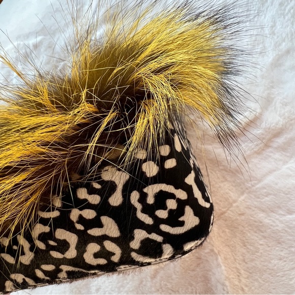 Authentic Fendi Be Baguette bag - Picture 6 of 16